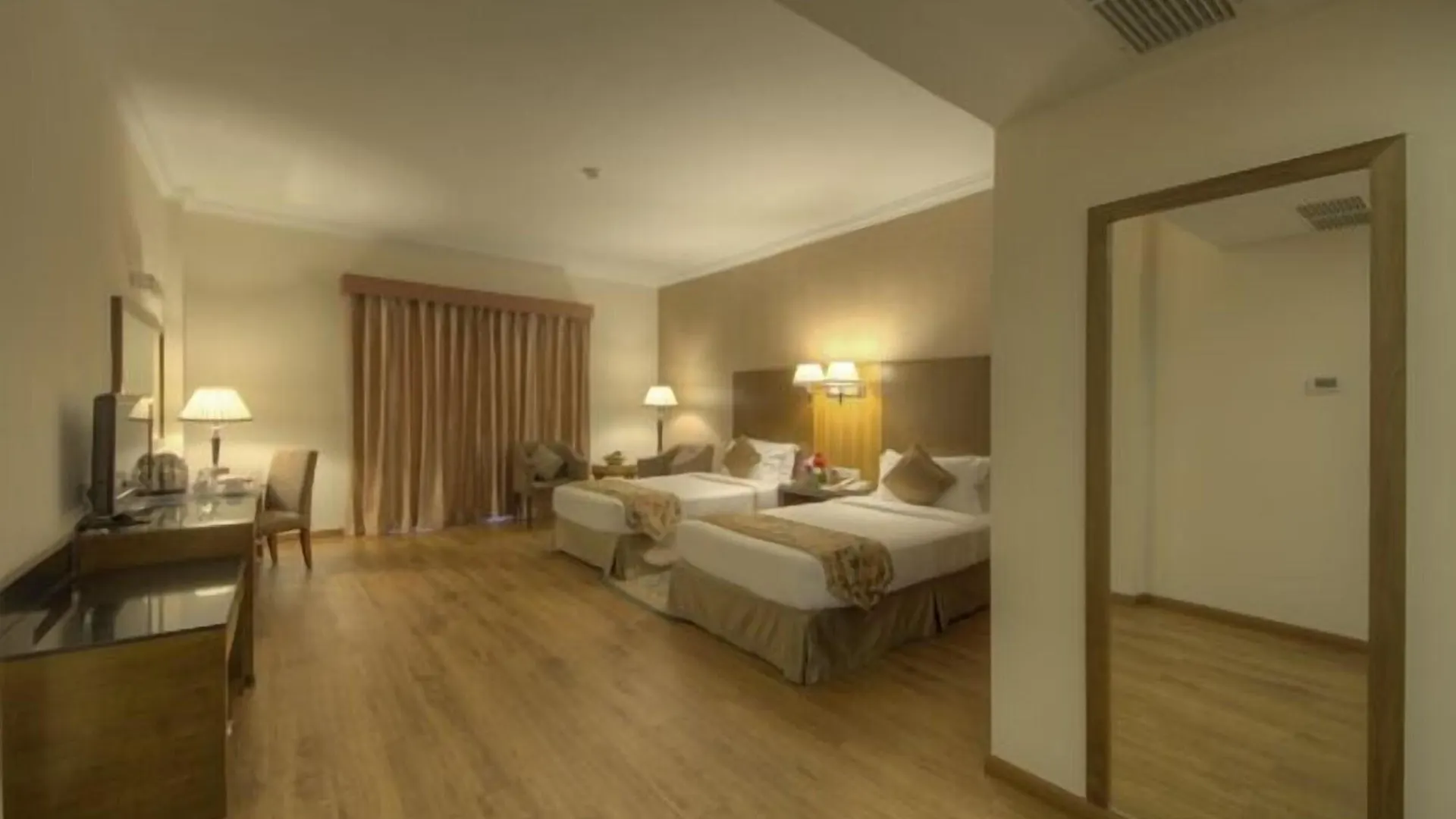 Fortune Pearl Hotel Dubai 3*,