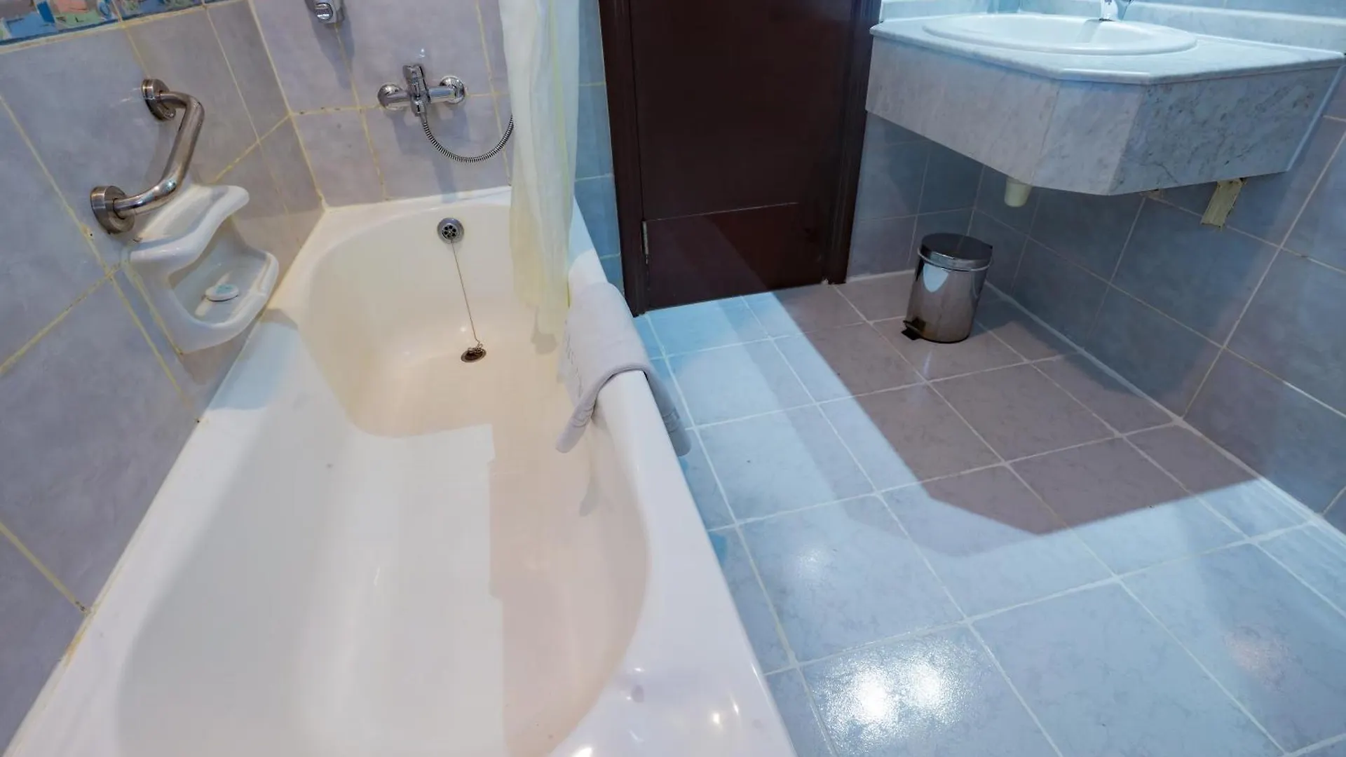 Fortune Pearl Hotel Dubai